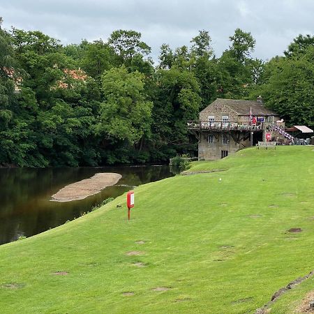 The Sanctuary Holiday Home - Escape The Ordinary Knaresborough Dış mekan fotoğraf