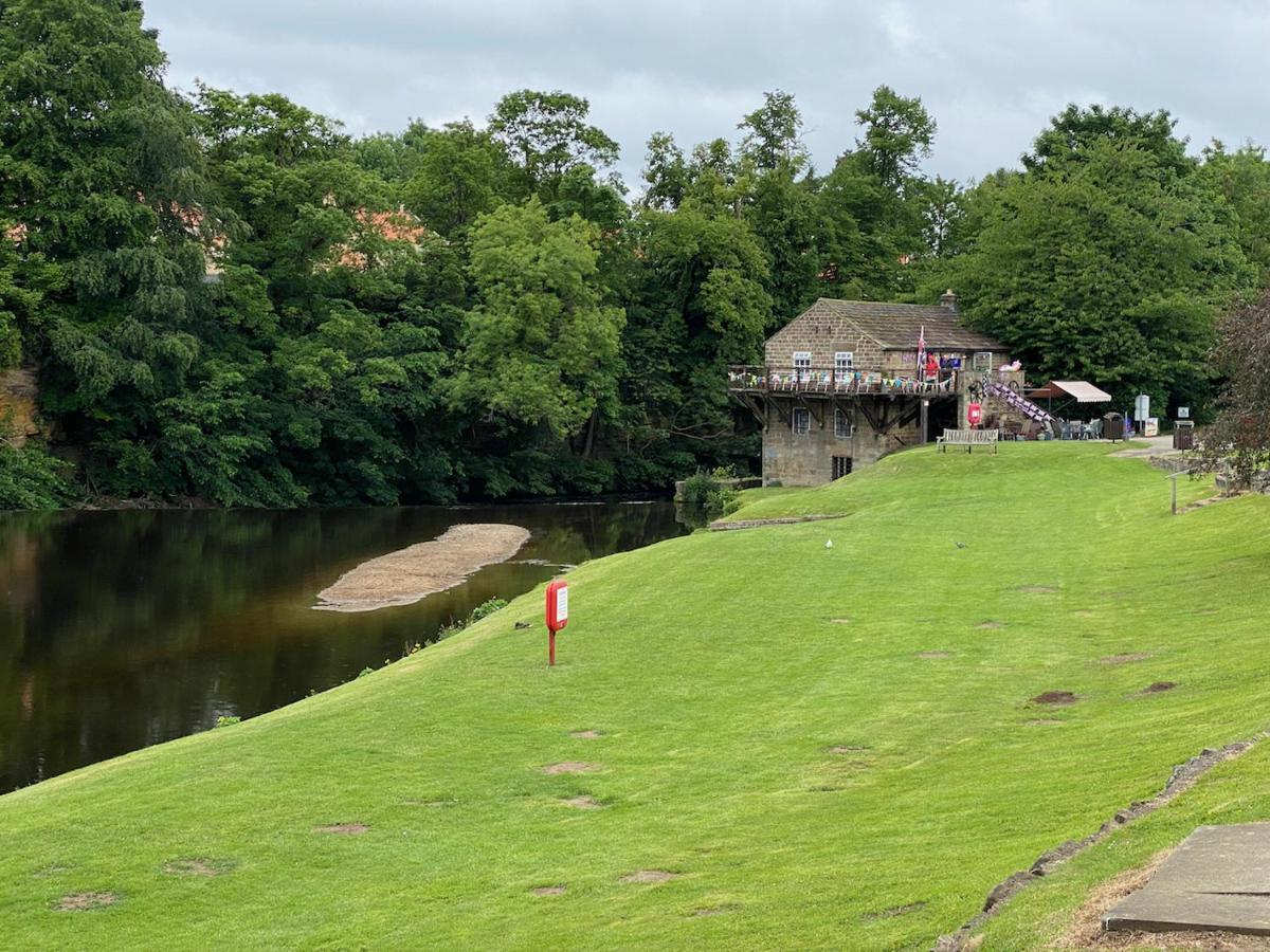 The Sanctuary Holiday Home - Escape The Ordinary Knaresborough Dış mekan fotoğraf