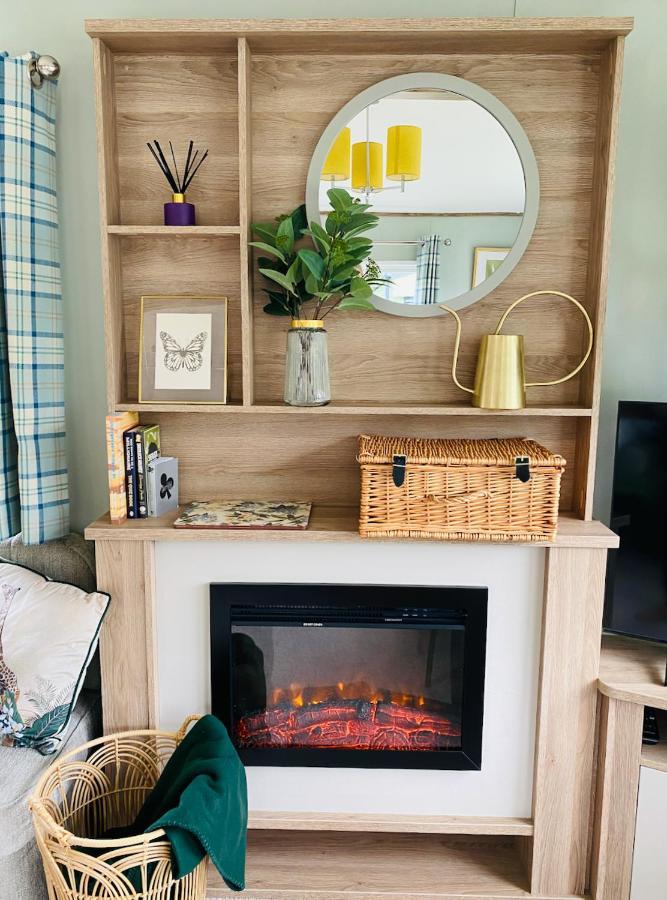 The Sanctuary Holiday Home - Escape The Ordinary Knaresborough Dış mekan fotoğraf